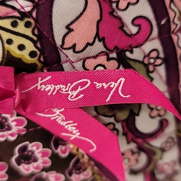 Vera Bradley Medium Size Quilted Bag - Picture 4 of 9